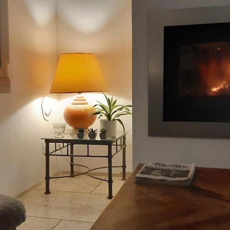 1 Chambre Double "Le Devenir" Saint-Julien-les-Villas Exterior photo